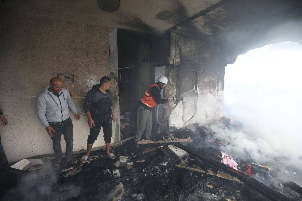 ألمانيا وفرنسا وبريطانيا تدعو إلى وقف إطلاق النار في غزة فورًا