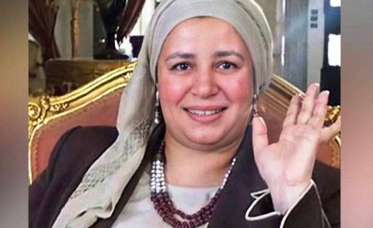 أحمد كمال يكشف آخر تطورات الحالة الصحية للفنانة عبلة كامل