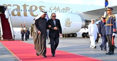 رئيس دولة الإمارات يصل إلى القاهرة فى زيارة أخوية.. صور
