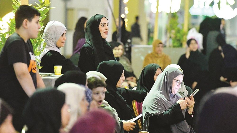 «التنمية الأسرية» تشارك ضيوف «مدينة الإمارات الإنسانية» الاحتفاء بـ«يوم زايد»