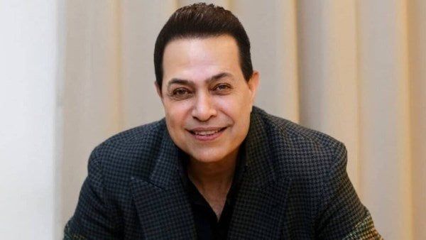 حفل حكيم في الفسطاط: نفاد التذاكر واحتفالية مبهرة!