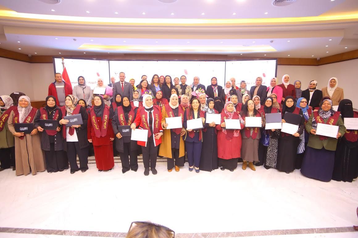 وزيرة التضامن تكرم مرجريت صاروفيم ومها هلالى باحتفالية الأمهات المثاليات 2025