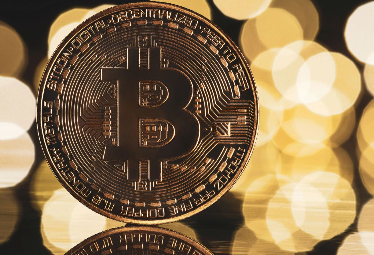 استقرار سعر البيتكوين عند مستوى 84 ألف دولار والمؤشرات توحي بتصحيح محتمل!