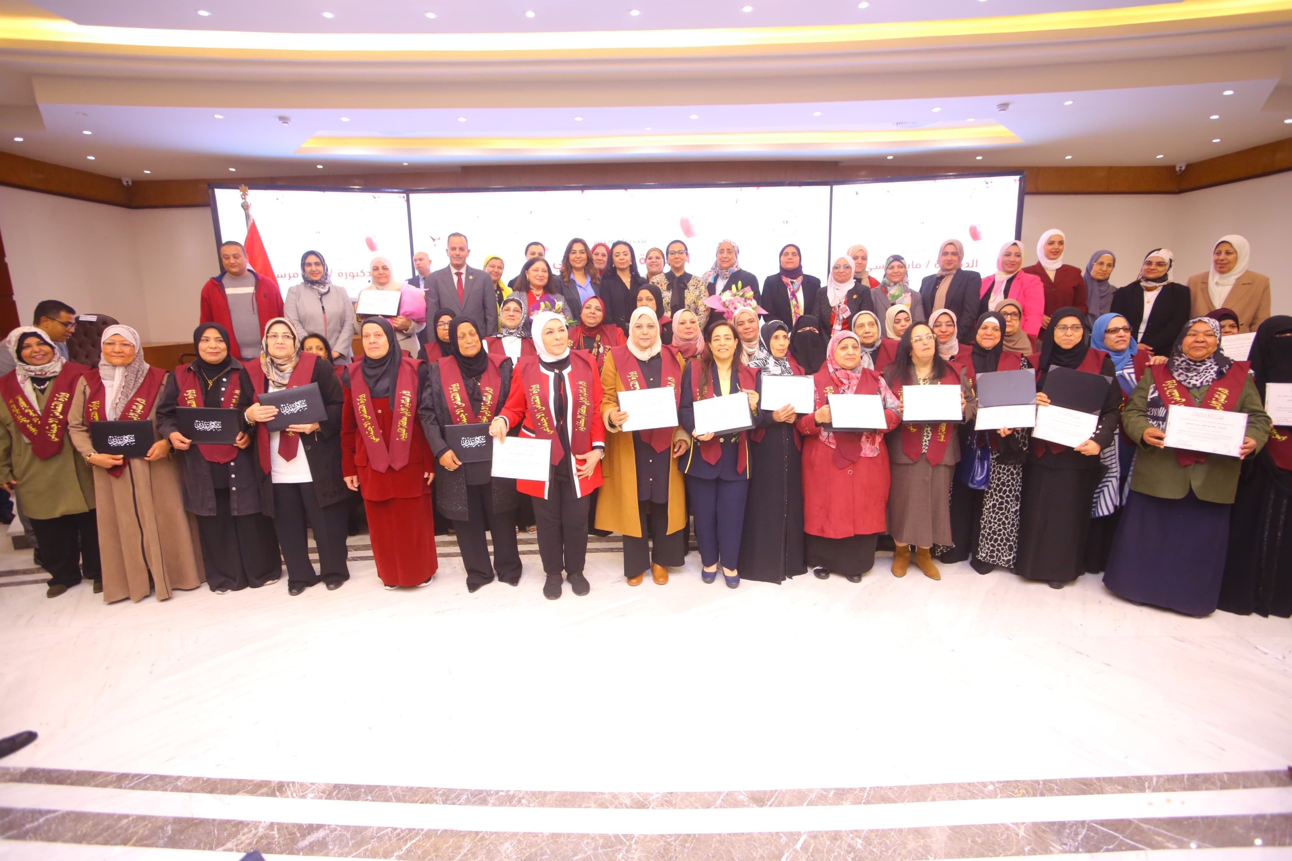 وزيرة التضامن: كل أم مثالية عنوان لصبر شعب وكرامة وطن ومستقبل نستحقه