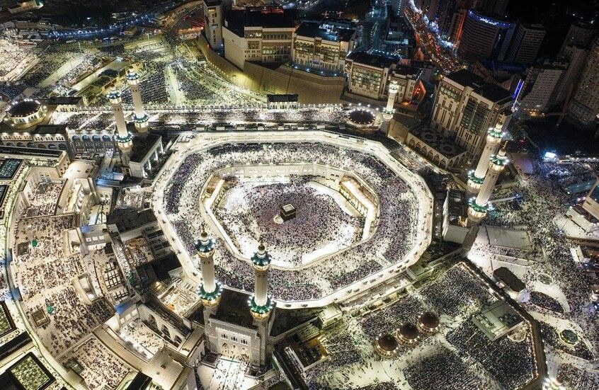 الخليج اليوم .. السعودية .. تفاعل واسع حول فاتورة كهرباء "المسجد الحرام"