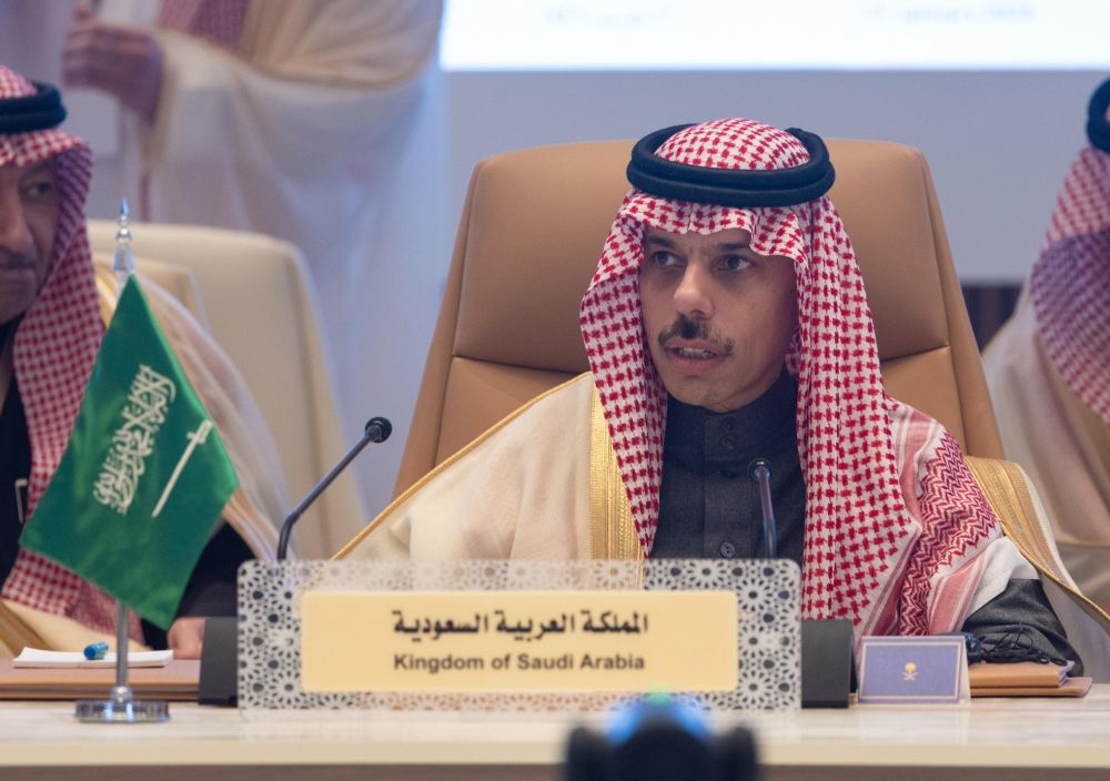 وزير الخارجية يصل القاهرة لترؤس اجتماع اللجنة الوزارية بشأن غزة