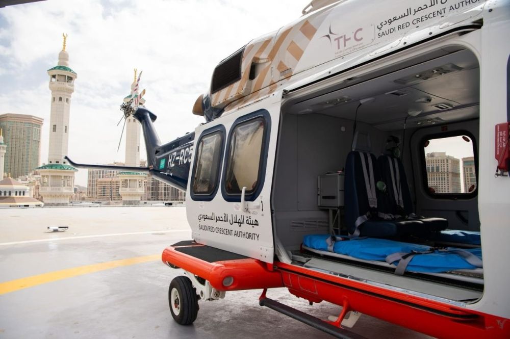 شاهد.. تجربة هبوط الإسعاف الجوي بالحرم المكي لإخلاء الحالات المرضية