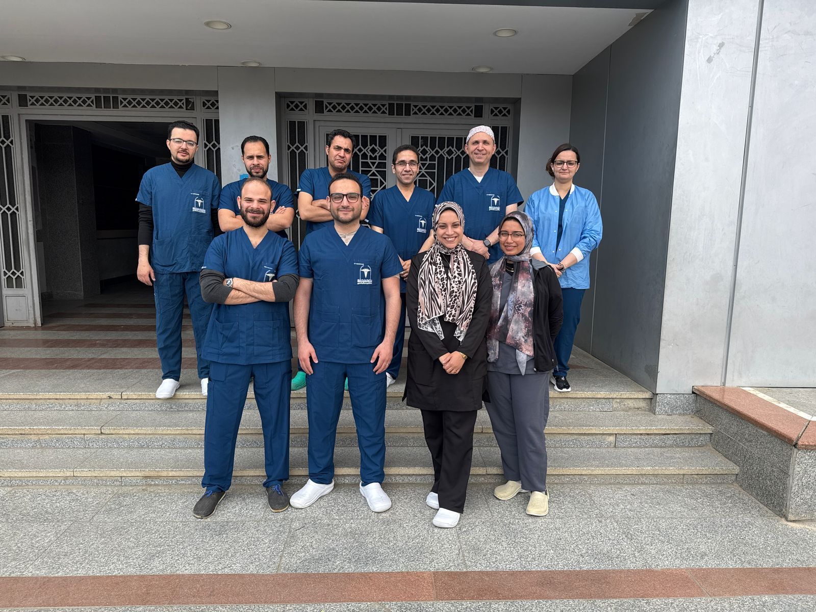 إنجاز طبى لجامعة حلوان: جراحة نادرة بمناظير الفراغ الثالث وبث مباشر لـ9 دول