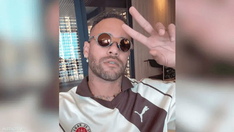 انتقادات لنيمار بسبب "صورة قميص" على إنستغرام