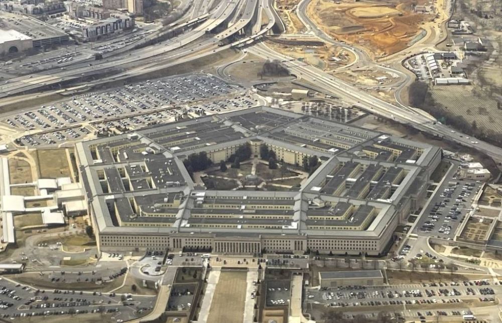 بنتاجون تبدأ تحقيقا في تسريبات أمنية يشمل اختبارات كشف الكذب