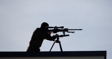 استشهاد فلسطينى بنيران قناصة الاحتلال في بلدة المغراقة وسط غزة