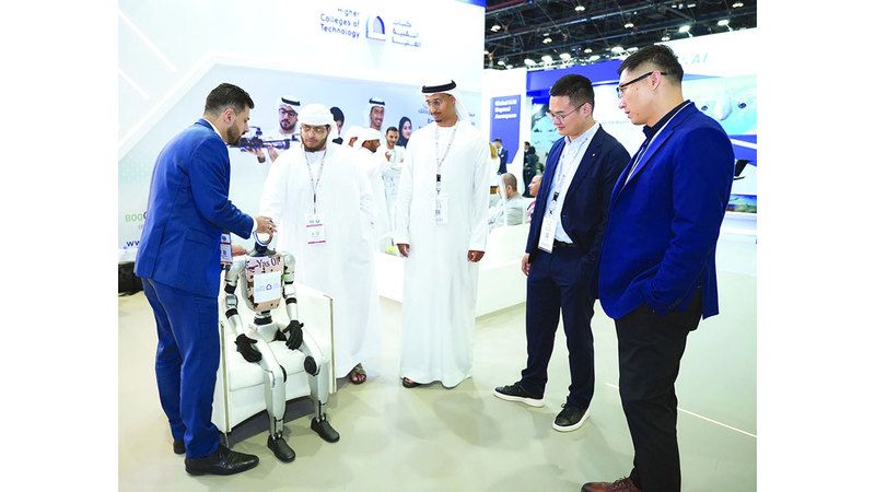 الامارات | «الروبوتات والدرونز» تعزز ريادة الجامعات الإماراتية في صناعة الدفاع