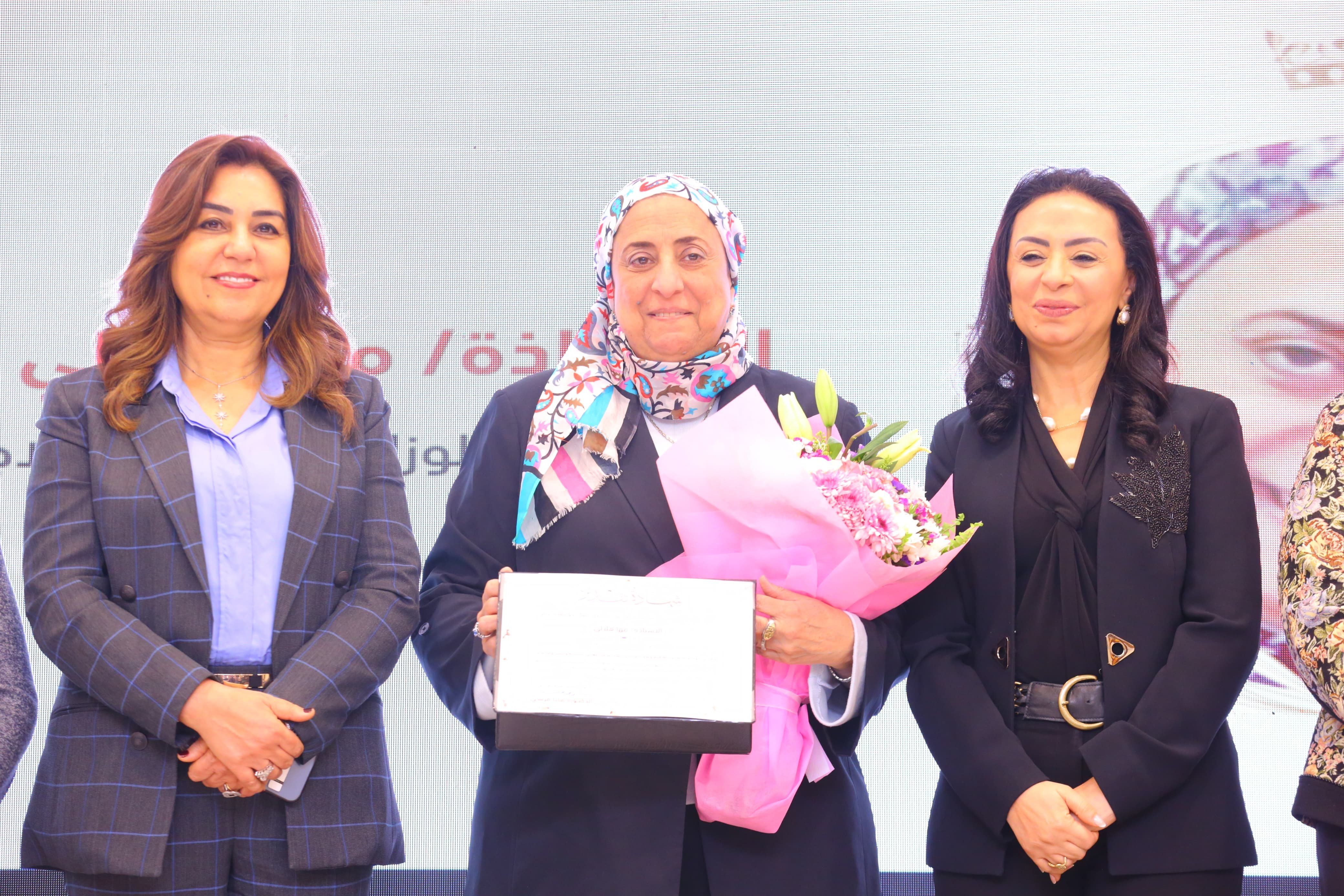 وزيرة التضامن: كل أم مثالية عنوان لصبر شعب وكرامة وطن ومستقبل نستحقه