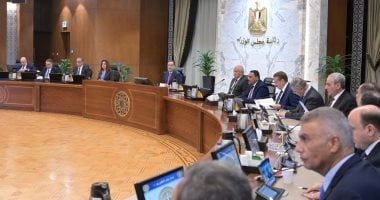 رئيس الوزراء يشدد على تفعيل غرف الطوارئ على مدار 24 ساعة أثناء إجازة العيد