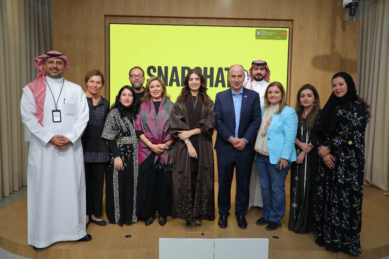 تكنولوجيا: “سناب شات” تتعاون مع “المفوضية السامية للأمم المتحدة لشؤون اللاجئين” لإطلاق عدسة للواقع المعزز لتسليط الضوء على معاناة اللاجئين