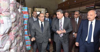 "التموين" تتابع إنتاج الخبز المدعم للمواطنين وتوافر السلع بالمجمعات الاستهلاكية