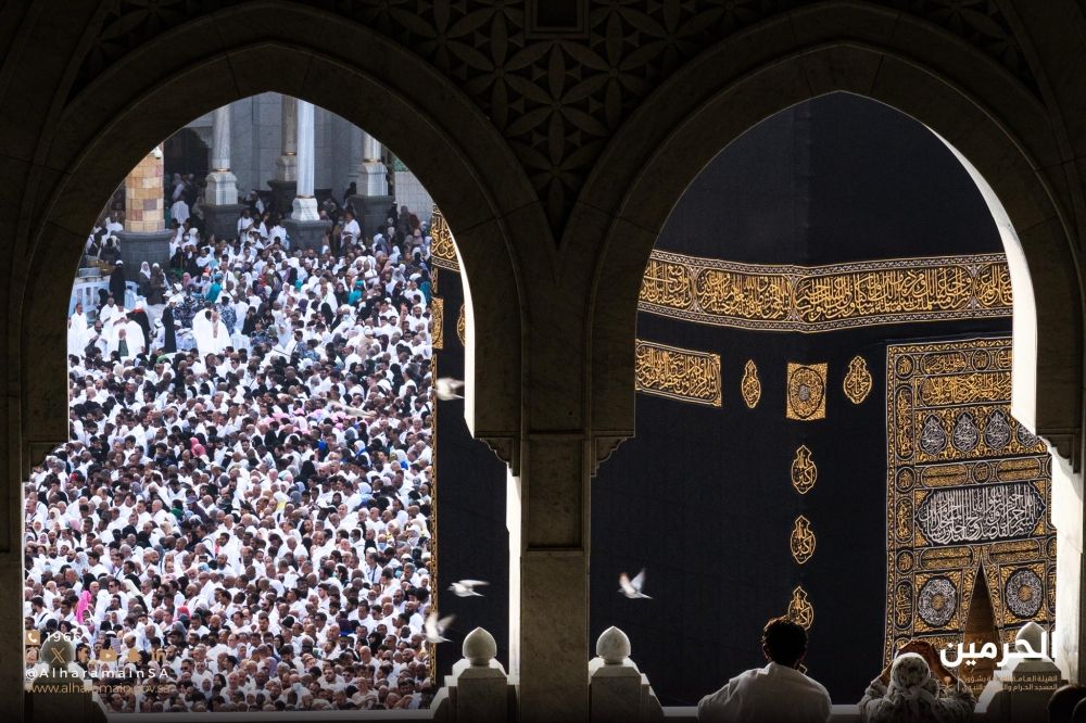 3 ملايين زائر للمسجد الحرام في ليلة 23 رمضان