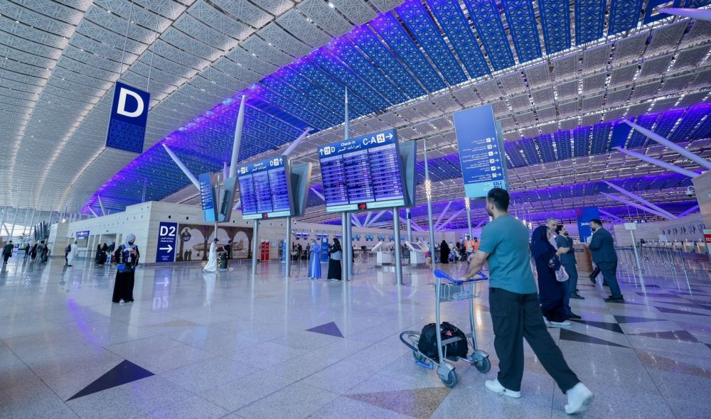 5 مطارات تتصدر التقرير الشهري عن أداء المطارات الداخلية والدولية