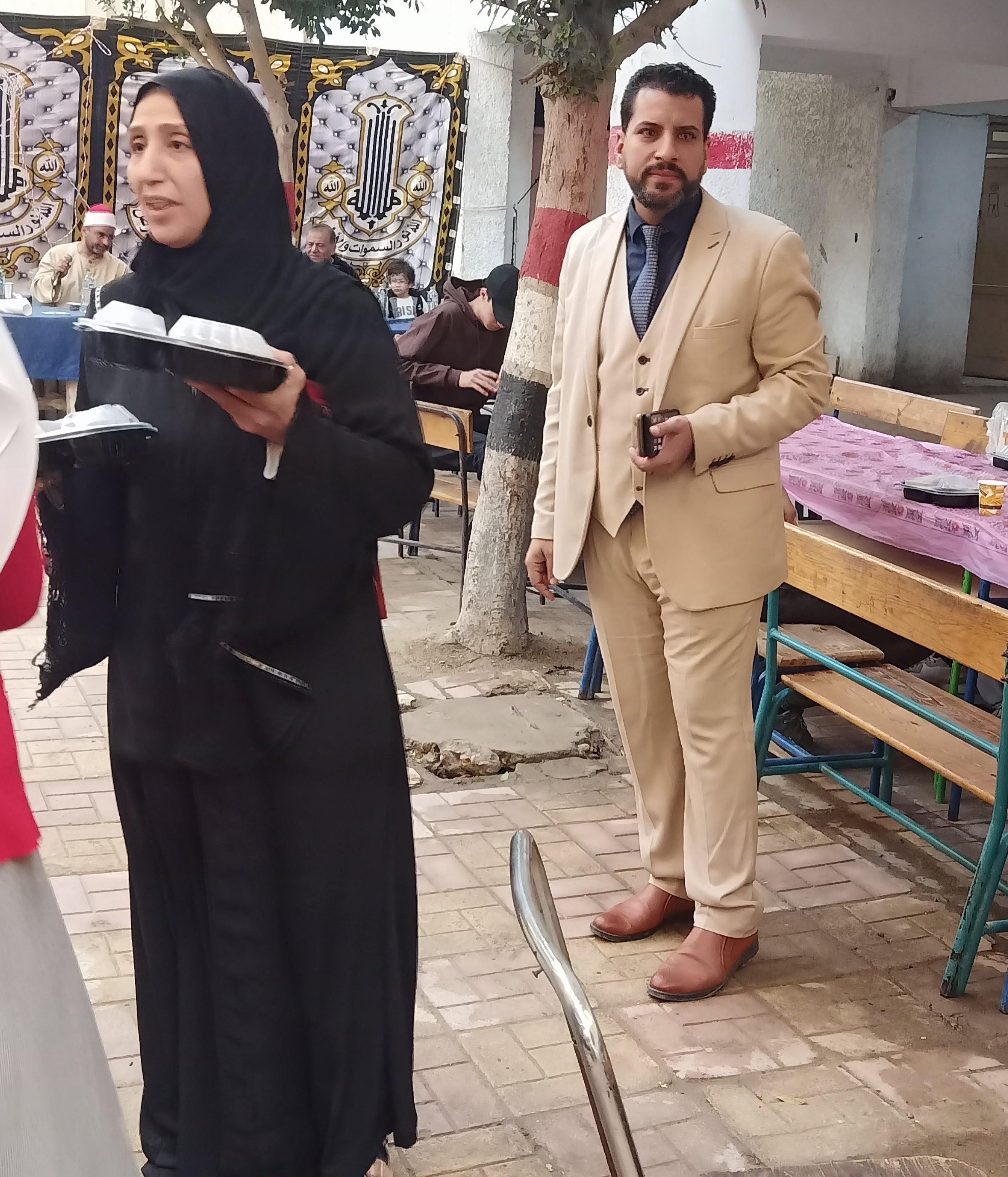 مدرسة الفيصلية بالهرم تنظم إفطارا لطلابها احتفالا بالعشر الأواخر من رمضان.. صور