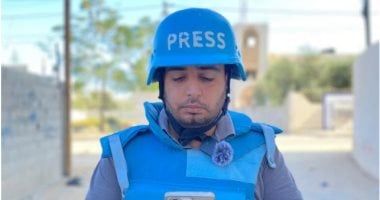 عريس فلسطينى يتزوج فى خيمة إيواء بعد تدمير منزله وتجدد القتال يضطره للنزوح