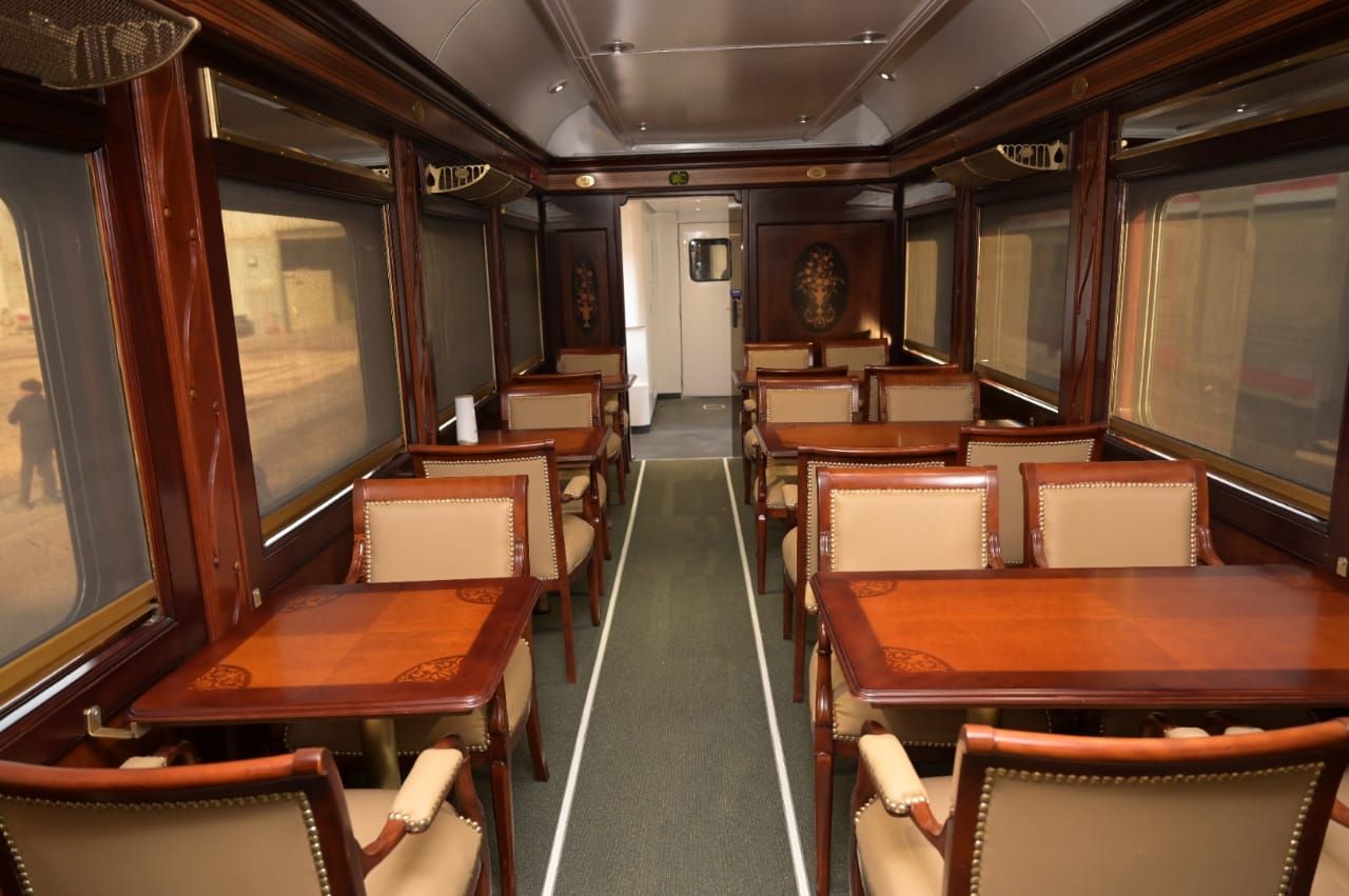 أفخم القطارات المصرية.. شاهد عربات النوم بعد تأهيلها وتطويرها بالكامل