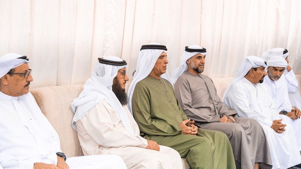 سعود بن صقر يعزي في وفاة محمد سعيد المالكي