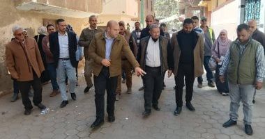 نائب محافظ الجيزة يتفقد مشروعات التطوير والرصف بمركز العياط.. صور
