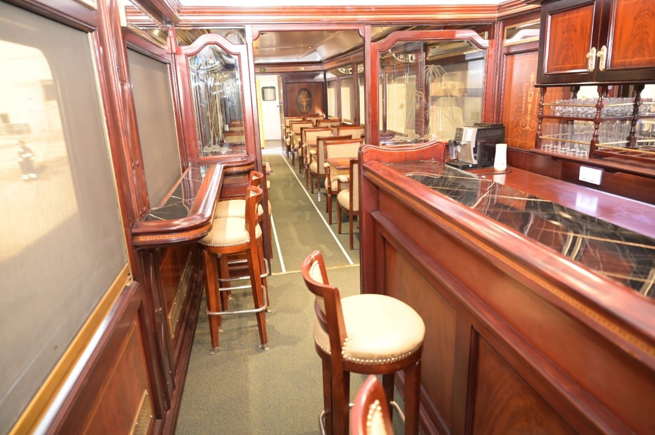 أفخم القطارات المصرية.. شاهد عربات النوم بعد تأهيلها وتطويرها بالكامل