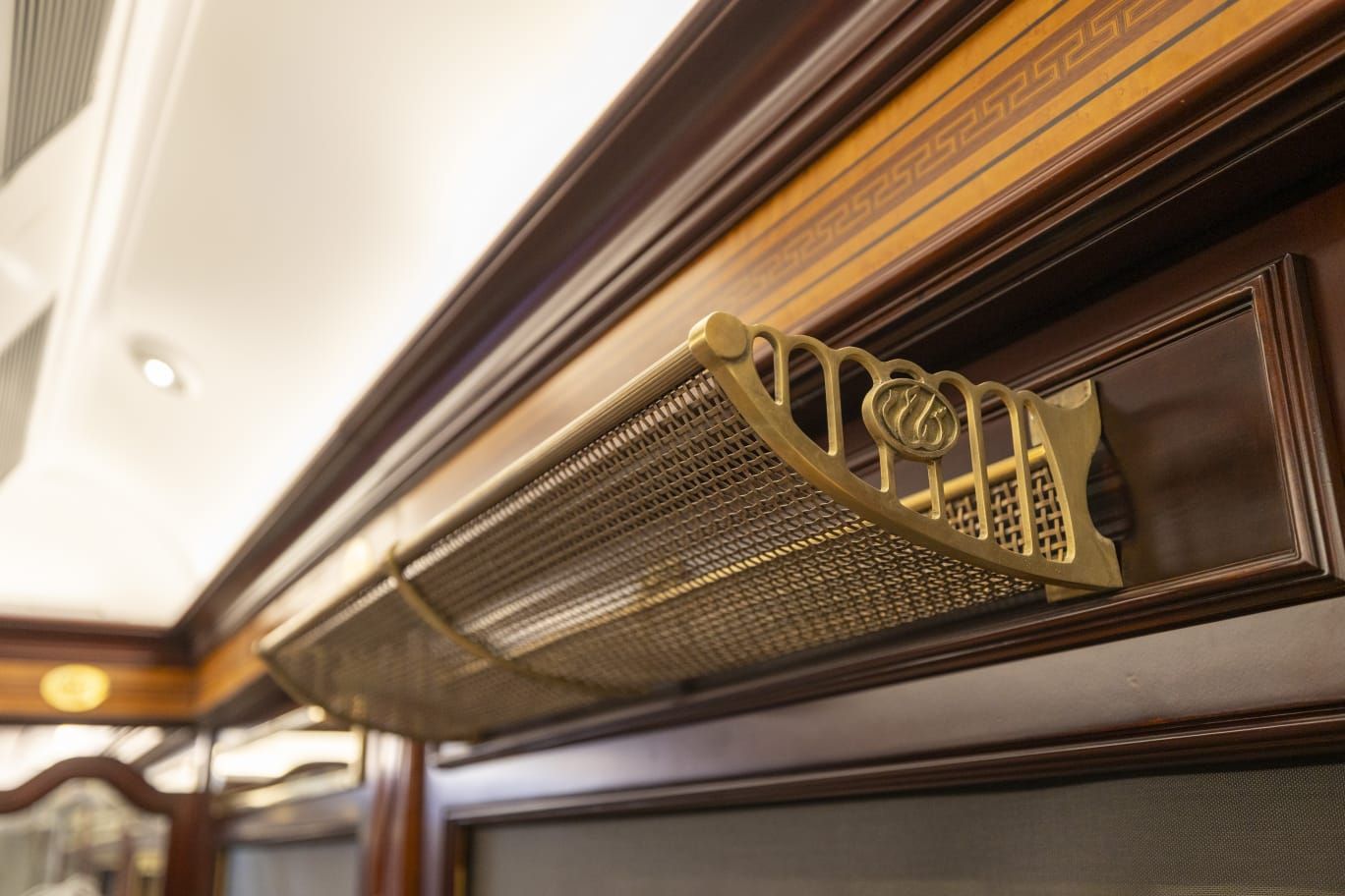 أفخم القطارات المصرية.. شاهد عربات النوم بعد تأهيلها وتطويرها بالكامل