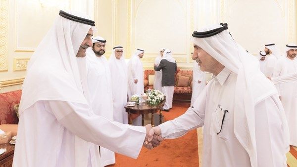 حمد الشرقي يستقبل المهنئين بشهر رمضان بحضور ولي عهد الفجيرة