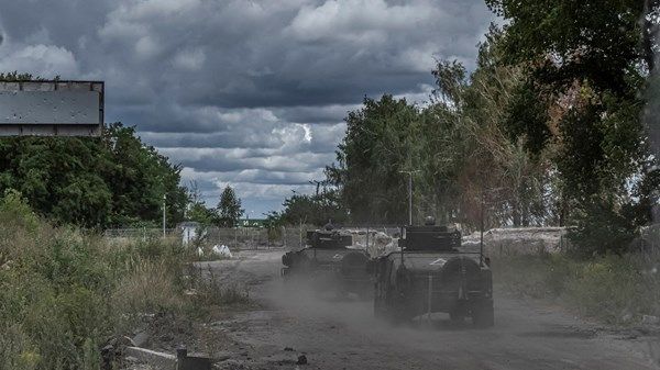 روسيا: قصف جوي يستهدف منطقة لوجانسك