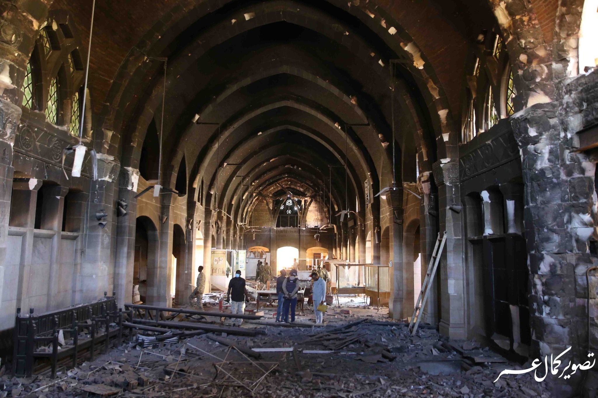 شاهد بالصور.. مليشيا الدعم السريع تقوم بتدمير ونهب مقتنيات متحف ومكتبة القصر الجمهوري والتقديرات الأولية تشير إلى أن خسائر قد تصل إلى 110 مليون دولار