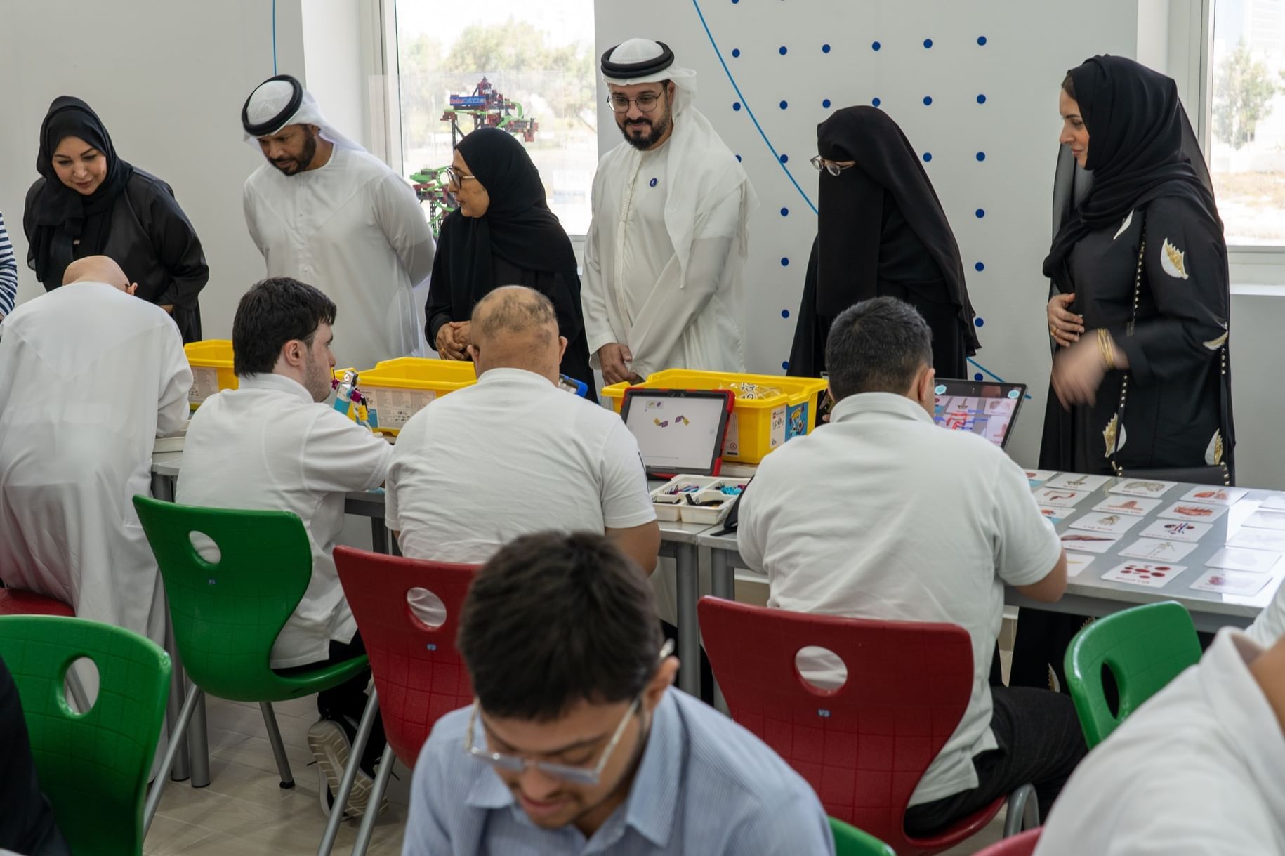 الامارات | إطلاق أول مختبر للذكاء الاصطناعي مخصص لأصحاب الهمم