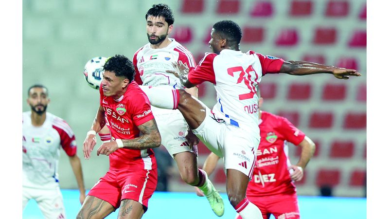 الامارات | بوهندي: الشارقة خسر 4 نجوم.. وشباب الأهلي افتقد سردار فقط