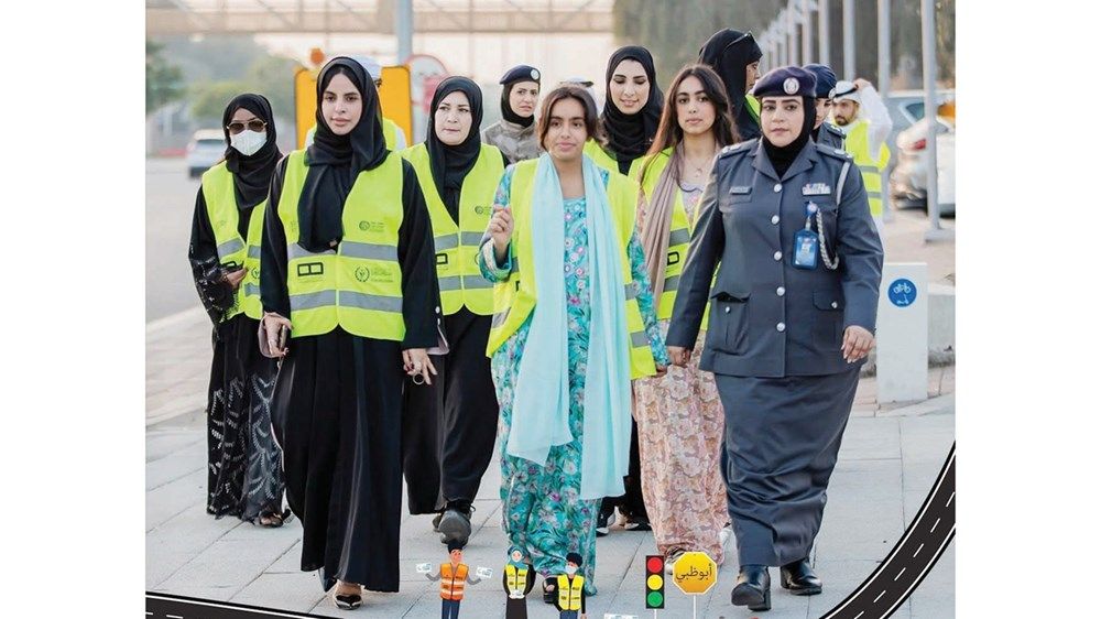 شرطة أبوظبي تنفذ مبادرات إنسانية وخدمية وتوعوية متنوعة في رمضان