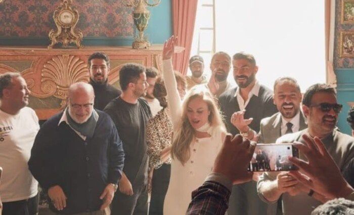 نيكول سابا تحتفل بنجاح مسلسلها وتلتقي بحبيبها في ليلة مميزة!