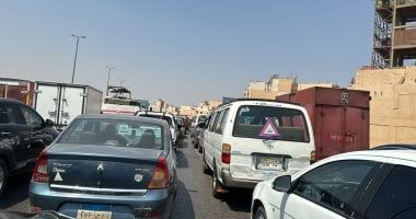 النشرة المرورية.. كثافات مرتفعة للسيارات بمحاور القاهرة والجيزة