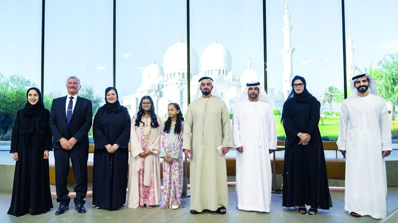 الامارات | سيف بن زايد يشهد جلسة «تعزيز القيم الإيجابية في المجتمع»