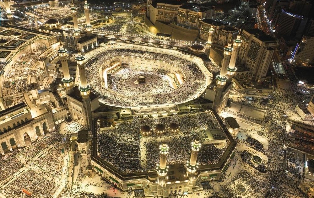 خِدمات إثرائية متكاملة في ليلة السابع والعشرين بالحرمين