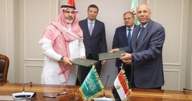 وزير الزراعة: اتفاق مصرى سعودى لإنتاج المحسنات والمخصبات الزراعية بالنوبارية