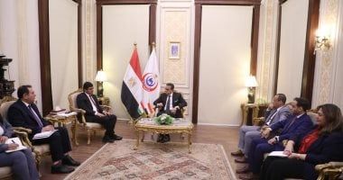 مصر وطاجيكستان تبحثان تعزيز التعاون الصحي وتوسيع الشراكة الدوائية