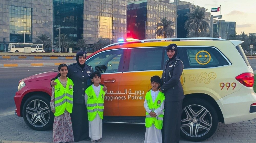 شرطة أبوظبي تختتم مشاركتها في مبادرة «أطعم تؤجر الرمضانية»