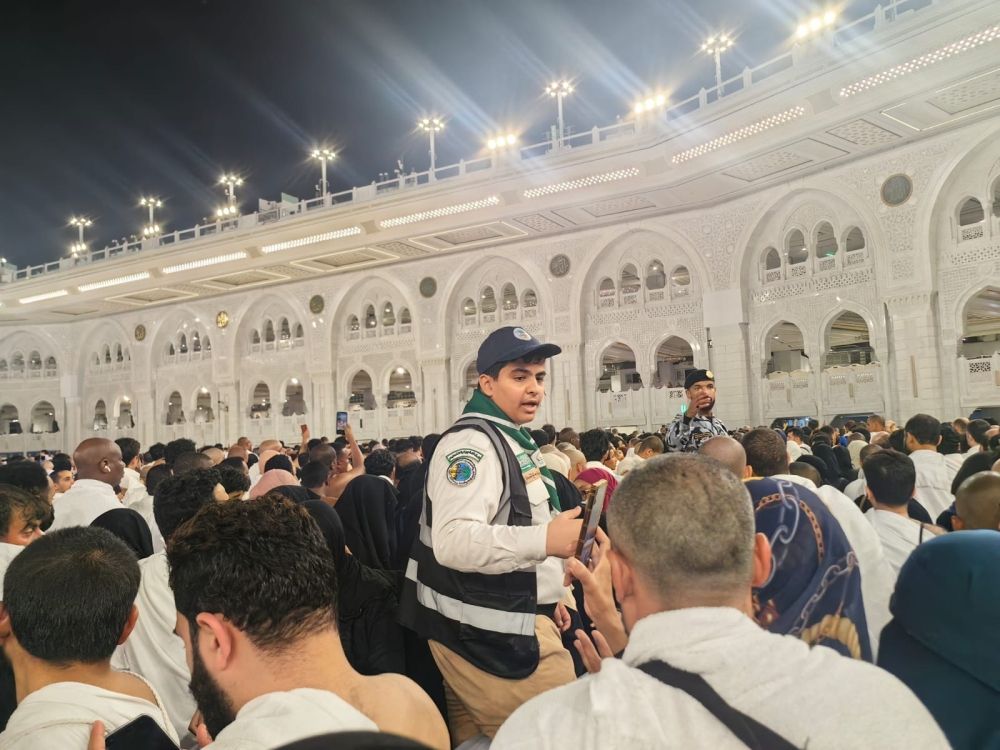 ليلة 27 رمضان.. جهود تنظيمية وخدمية للكشافة في المسجد الحرام