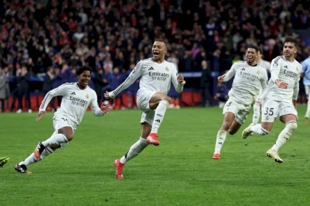 "ويفا" يفتح تحقيقا بحق 4 لاعبين من ريال بينهم مبابي وفينيسيوس بسبب "سلوك غير لائق"