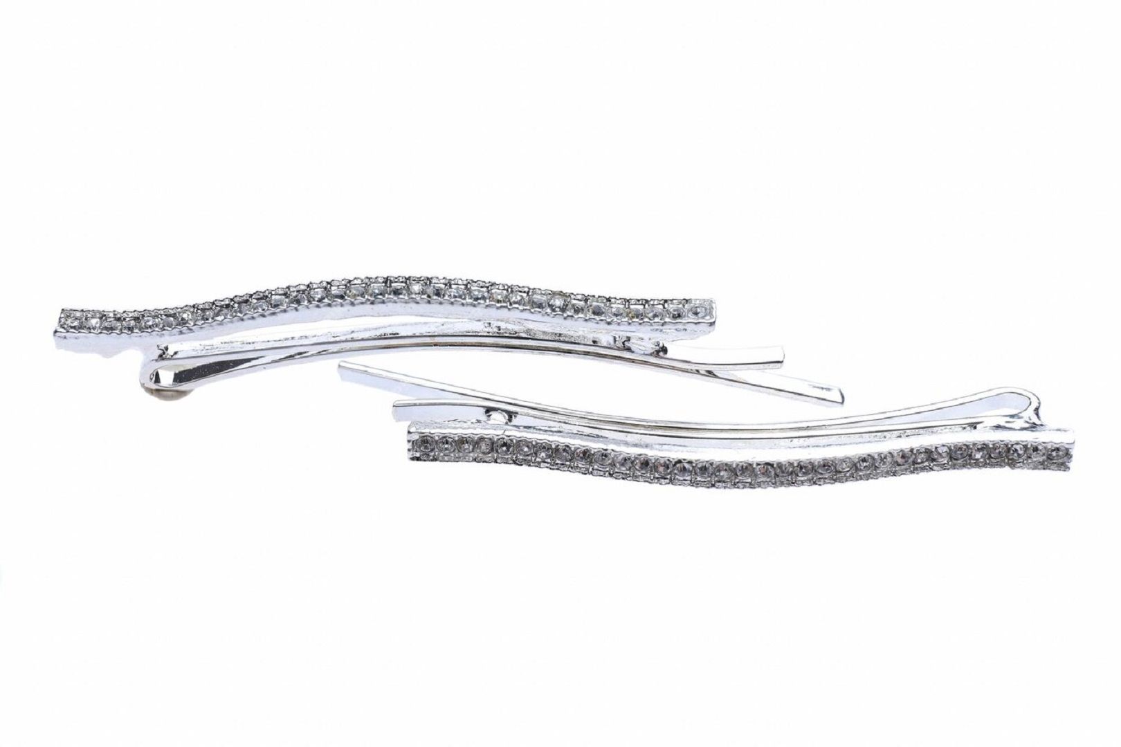 لإطلالة تخطف الأنظار.. أجمل أكسسوارات شعر لعروس العيد