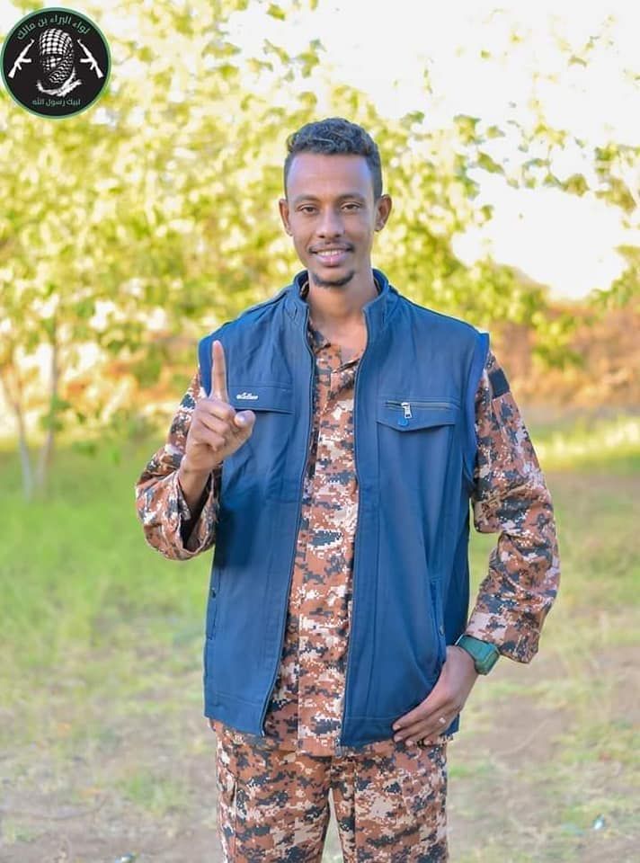 شاهد بالفيديو.. بعد تحرير الخرطوم.. قائد لواء البراء بن مالك: (سنخلع الزي العسكري ونستعد لإرتداء الجلابية للإحتفال بالعيد من العاصمة)