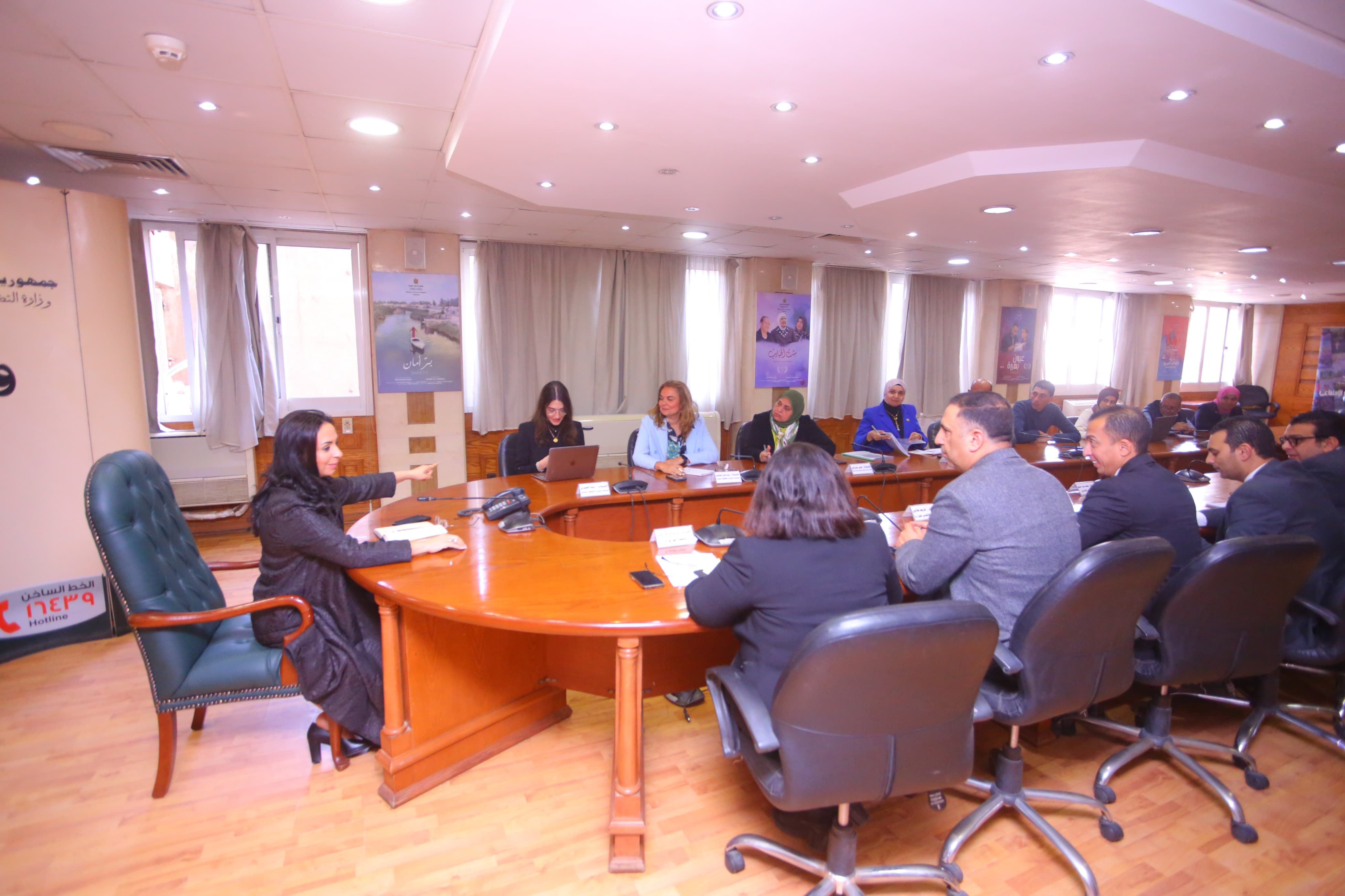 وزيرة التضامن تترأس اجتماعا لبحث التوسع بمنظومة الحضانات والطفولة المبكرة