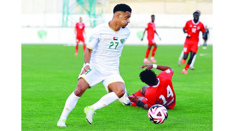 الامارات | 25 مدرباً قادوا 14 فريقاً في دوري الأولى