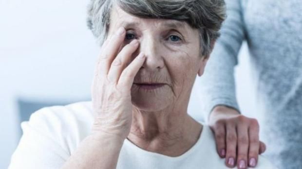 رائحتك المفضلة دليل على حالتك العقلية.. هل فقدان الشم من أعراض ألزهايمر؟