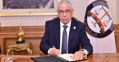 النائب العام يرسل برقية تهنئة للرئيس السيسي بمناسبة عيد الفطر